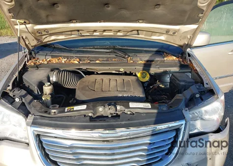 2015 Chrysler Town & Country Touring from USA, damaged, VIN 2C4RC1BGXFR544373